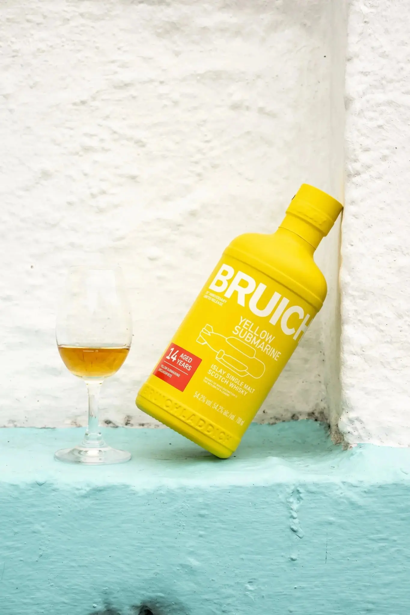 Bruichladdich Yellow Submarine III 14 Year Old Islay Single Malt Scotch Whisky - Image 2