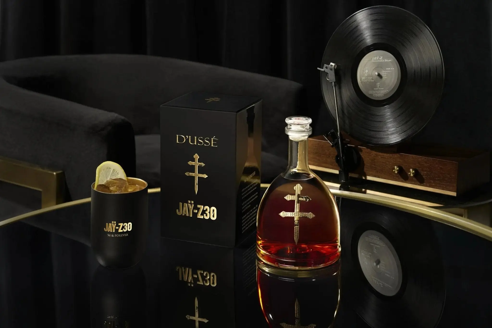 D’USSE VSOP Jay-Z30 Limited Edition Cognac - Image 2