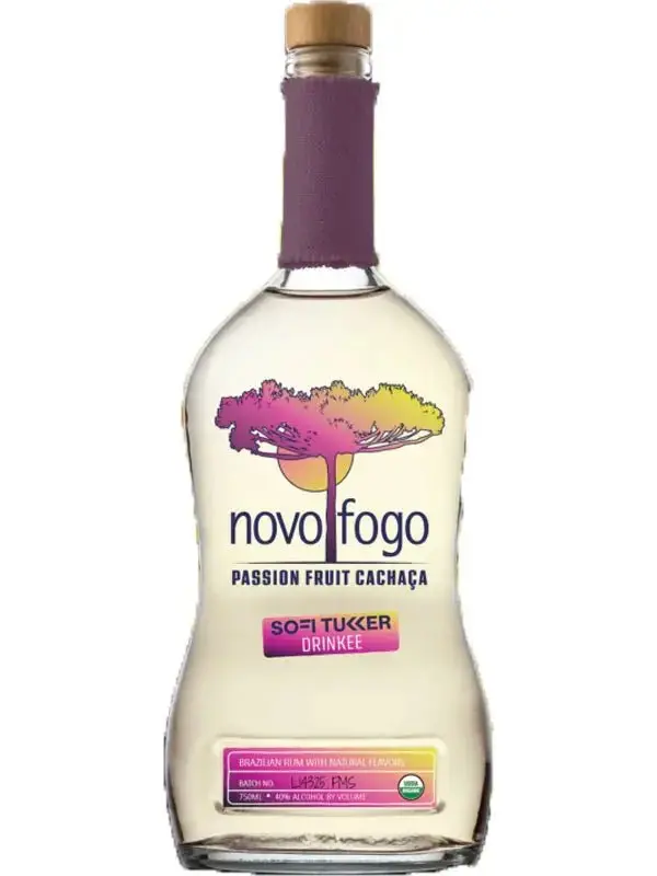 Novo Fogo Passion Fruit CachaƧa